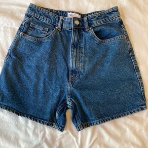 Mom shorts (high waisted)